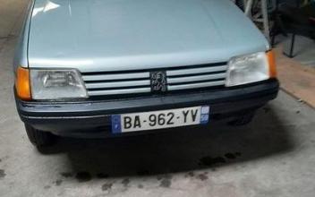 Peugeot 205 Halluin