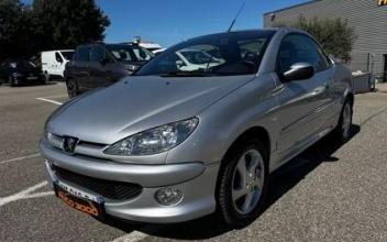 Peugeot 206 cc Sainte-Cécile-les-Vignes