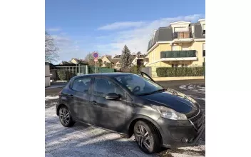 Peugeot 208 Colombes
