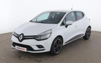 Renault clio Issy-les-Moulineaux
