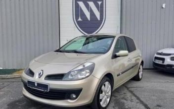Renault clio Carpiquet
