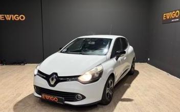 Renault clio Saint-Maximin