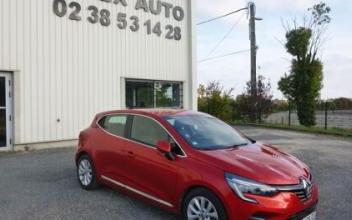 Renault clio v Saran