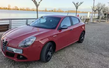 Alfa-romeo Giulietta Bordeaux