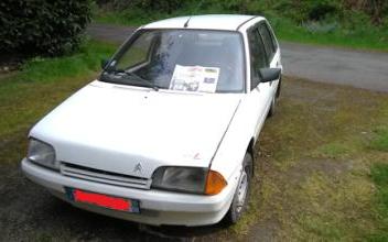 Citroen ax Pluvigner