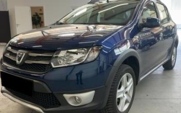 Dacia sandero Salaise-sur-Sanne