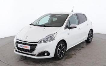 Peugeot 208 Issy-les-Moulineaux