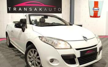 Renault megane iii cc La-Chapelle-des-Fougeretz