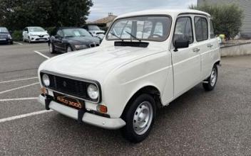 Renault r4 Sainte-Cécile-les-Vignes