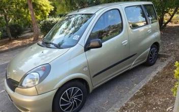 Toyota yaris verso Sanary-sur-Mer
