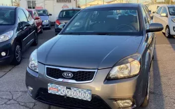 Kia Rio Calais