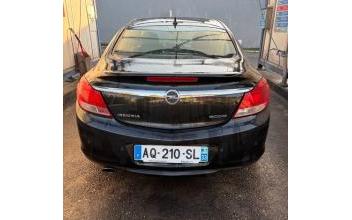 Opel insignia Bordeaux