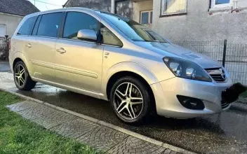 Opel Zafira Nevers