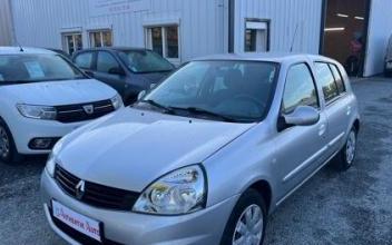 Renault clio Saint-Denis-en-Val