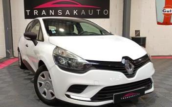 Renault clio iv La-Chapelle-des-Fougeretz