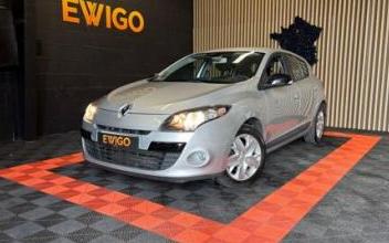 Renault megane Couëron