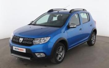 Dacia sandero Issy-les-Moulineaux