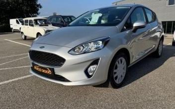 Ford fiesta Sainte-Cécile-les-Vignes
