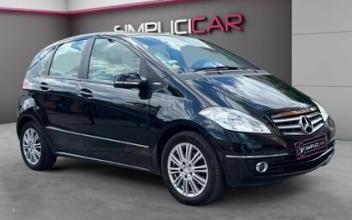 Mercedes classe a Montreuil