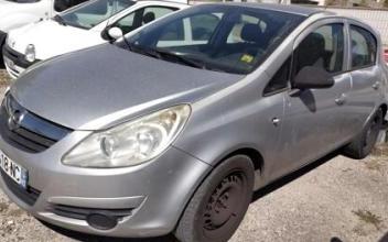 Opel corsa Eguilles
