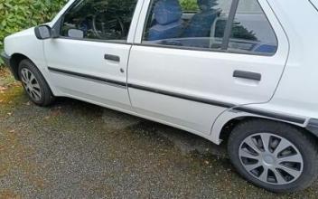 Peugeot 106 Pineuilh