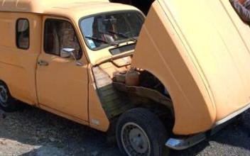 Renault r4 Courtenay