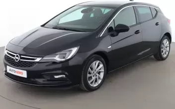 Opel Astra Issy-les-Moulineaux