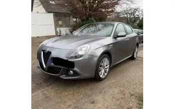 Alfa-romeo Giulietta Triel-sur-Seine