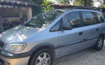 Opel zafira Berre-les-Alpes