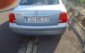 Volkswagen passat Châlons-en-Champagne
