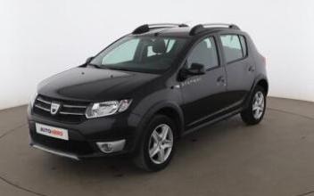 Dacia sandero Issy-les-Moulineaux