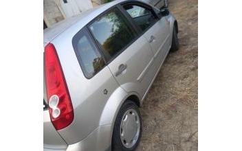 Ford fiesta Pommevic