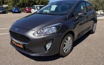 Ford fiesta Sainte-Cécile-les-Vignes