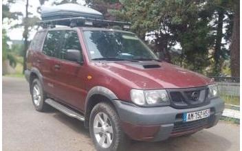 Nissan terrano Bas-en-Basset