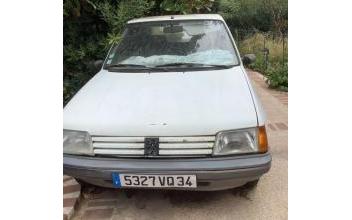 Peugeot 205 Béziers