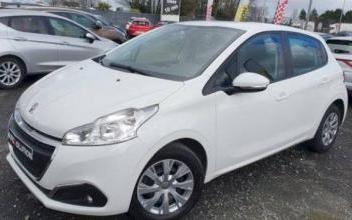 Peugeot 208 Ploudaniel