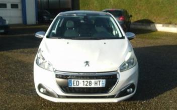 Peugeot 208 Saint-Nauphary