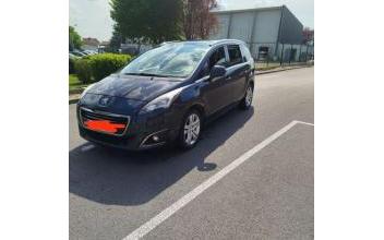 Peugeot 5008 Sainte-Marie-Kerque
