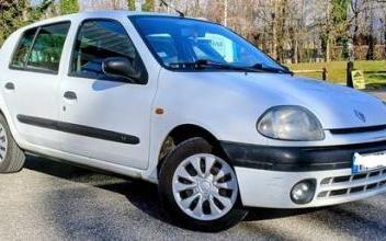 Renault clio ii Le-Bourget-du-Lac