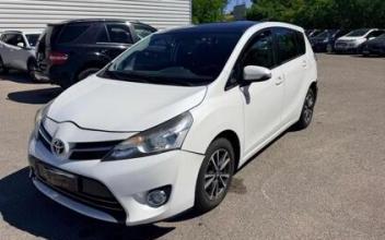 Toyota verso Sorgues