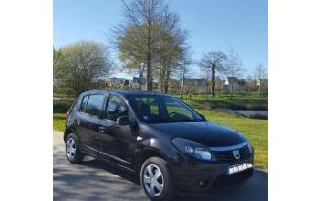 Dacia sandero Bédée