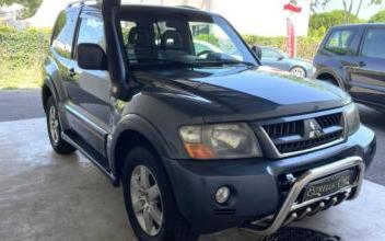 Mitsubishi Pajero Saint-André