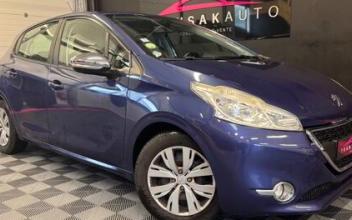 Peugeot 208 Estrablin