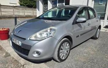 Renault clio Saint-Jean-de-la-Ruelle