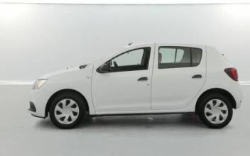 Dacia sandero Guingamp