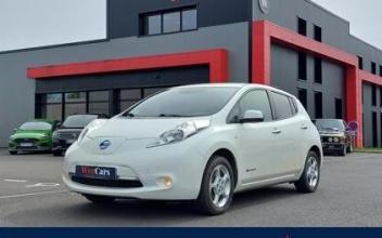 Nissan leaf Les-Ponts-de-Cé