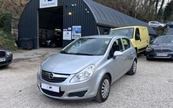 Opel corsa Sathonay-Camp
