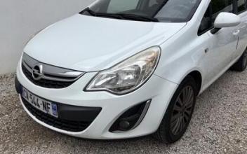Opel corsa Butry-sur-Oise