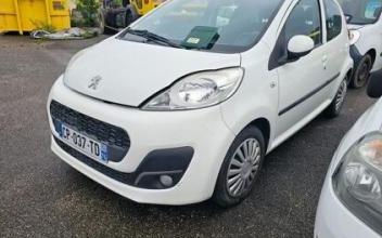 Peugeot 107 Montreuil