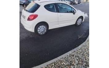 Peugeot 207 Saint-Pol-de-Léon